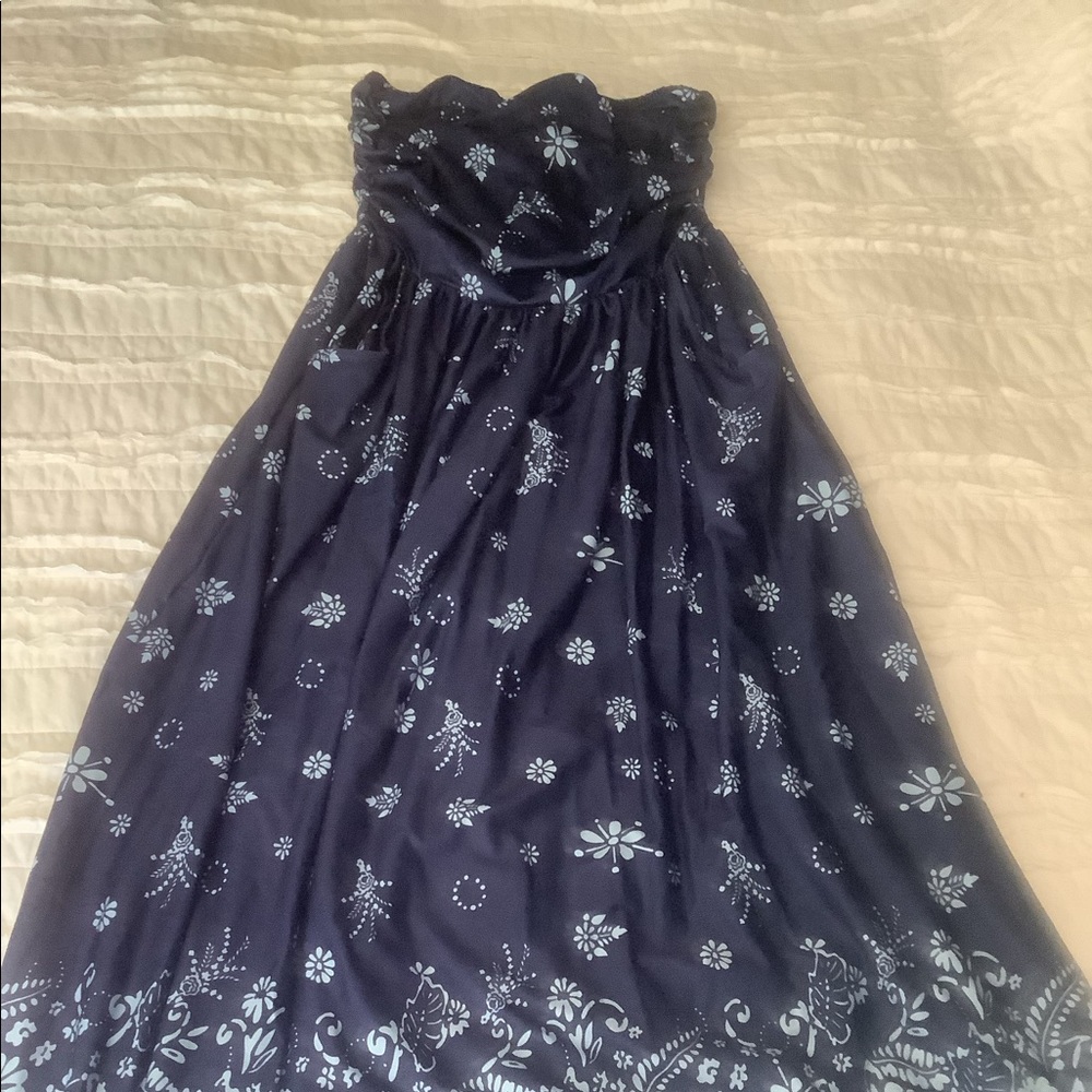 Summer strapless sundress with pockets